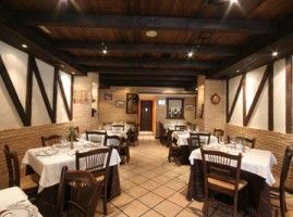 Restaurante El Lagar de Arroyomolinos interior de restaurante